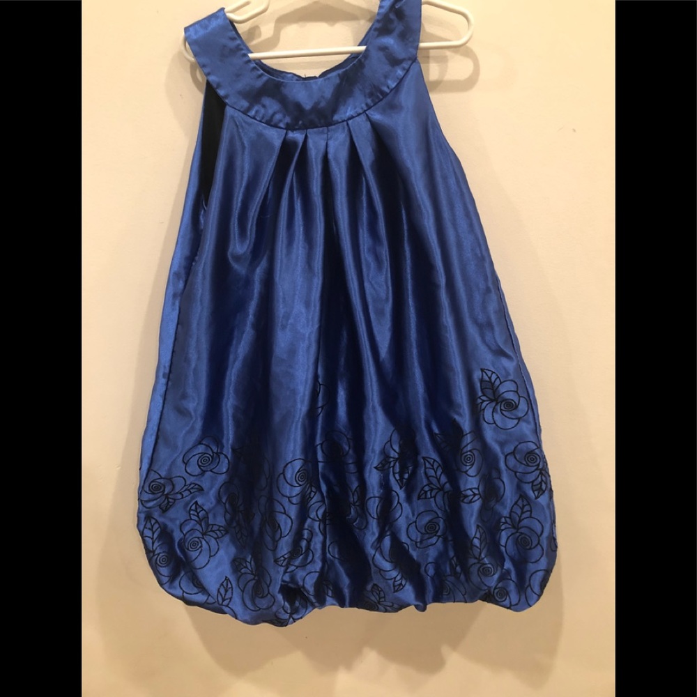 Girls sparkly blue fancy dress